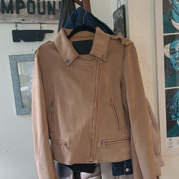 Perfet Fall Guess Tan Faux Soft Suede Jacket Asymmetrical Zipper - Picture 1 of 3